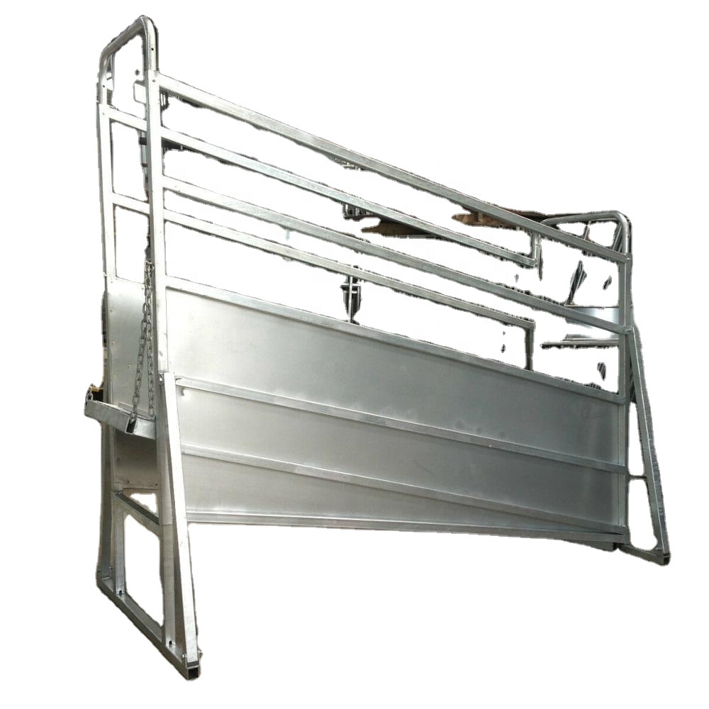Heavy Equipment Yard - Heavy Duty Height Adjustable Cattle Loading